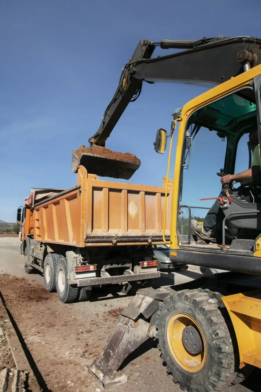 Roll-off dumpster rental team in Asheville NC